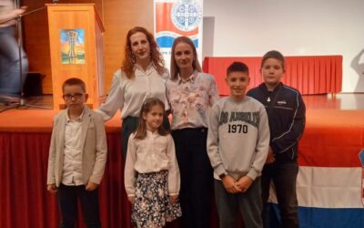 Učenička večer Hrvatska je riječ koju naučih od majke